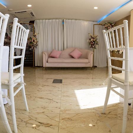 Diamond Star Hotel فندق النجمة الماسية Szíb Kültér fotó