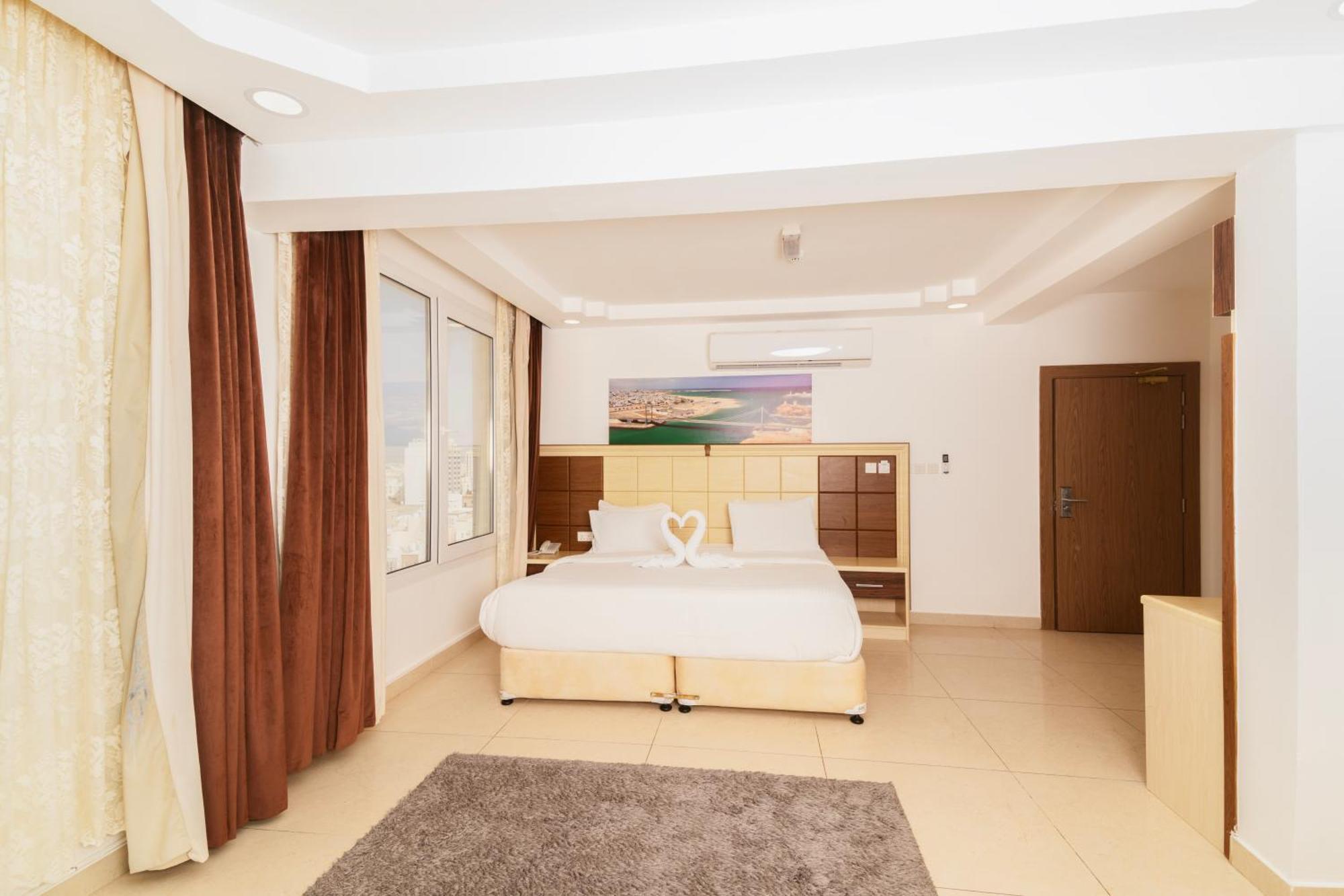 Diamond Star Hotel فندق النجمة الماسية Szíb Kültér fotó