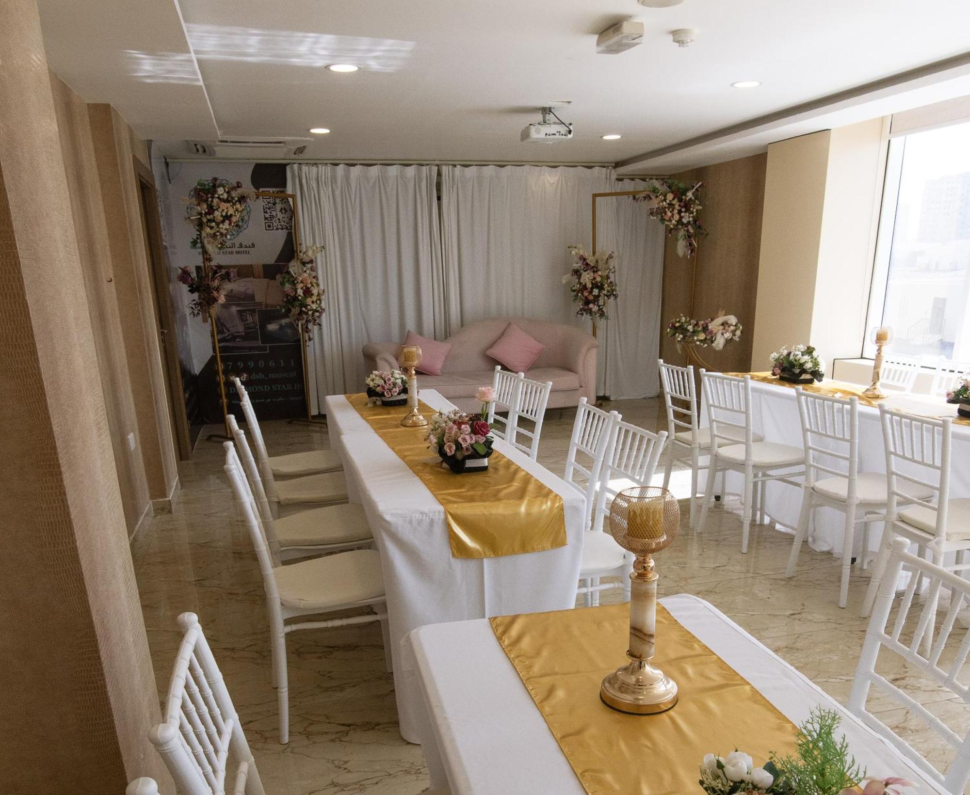 Diamond Star Hotel فندق النجمة الماسية Szíb Kültér fotó
