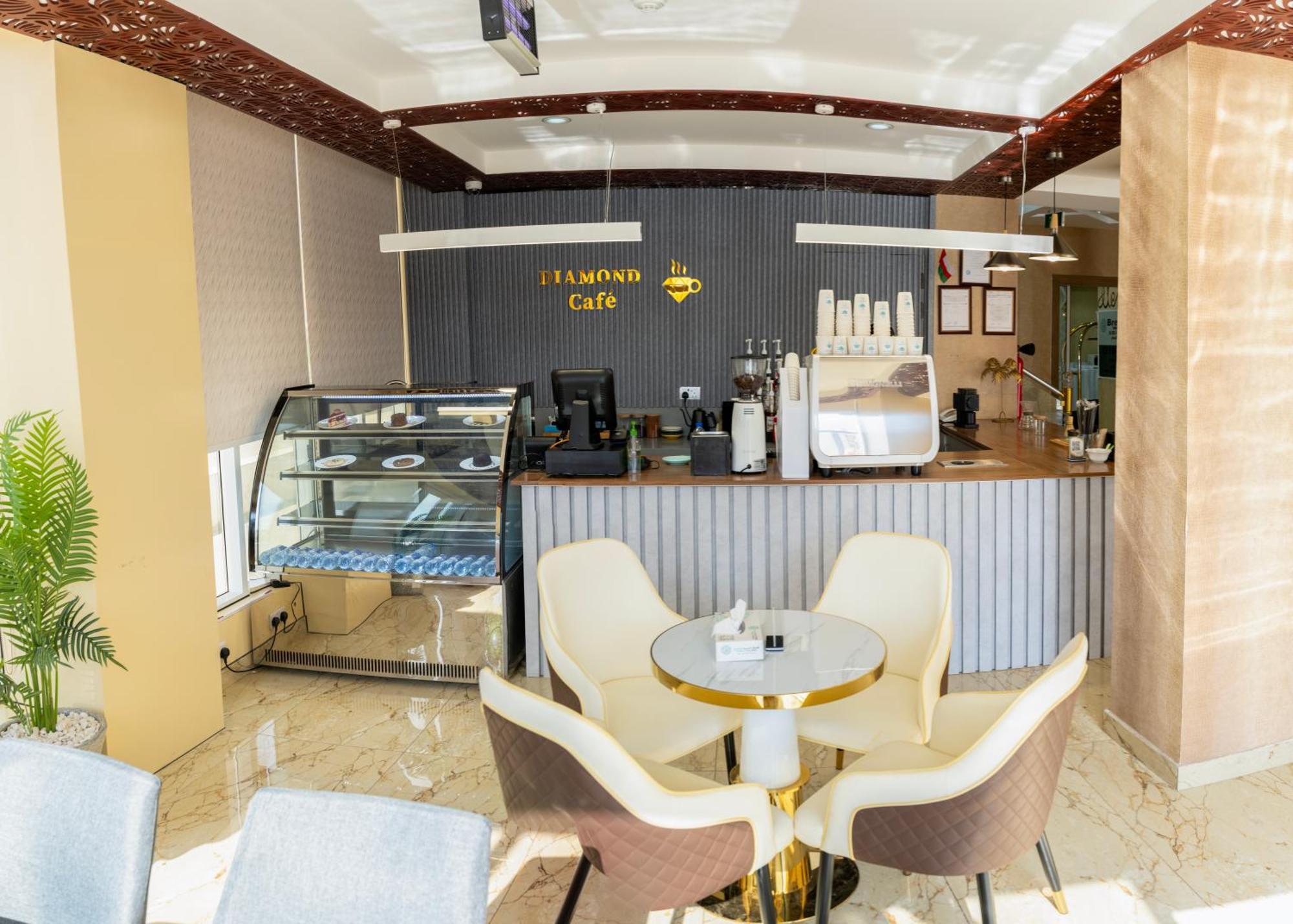 Diamond Star Hotel فندق النجمة الماسية Szíb Kültér fotó