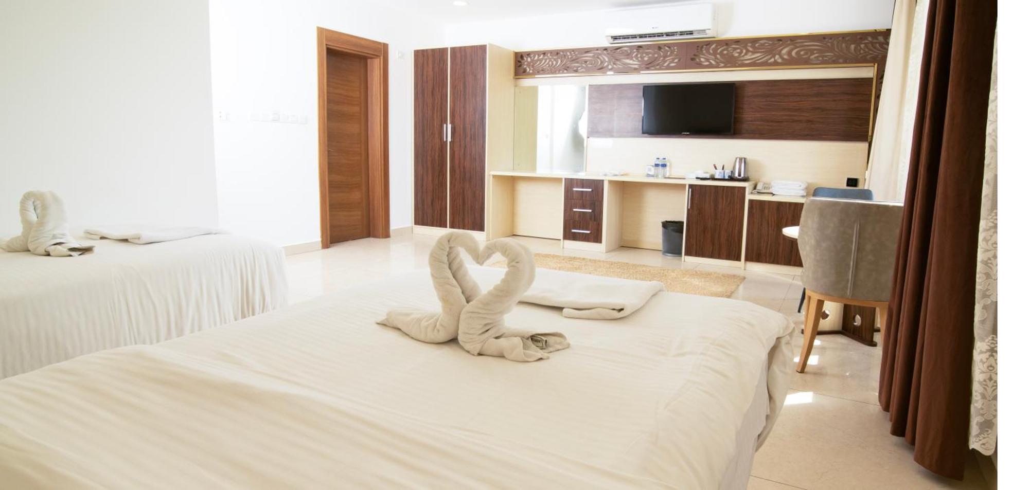Diamond Star Hotel فندق النجمة الماسية Szíb Kültér fotó