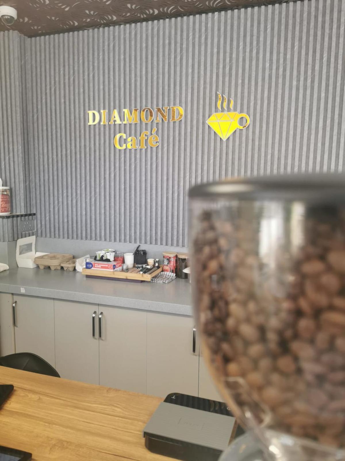 Diamond Star Hotel فندق النجمة الماسية Szíb Kültér fotó